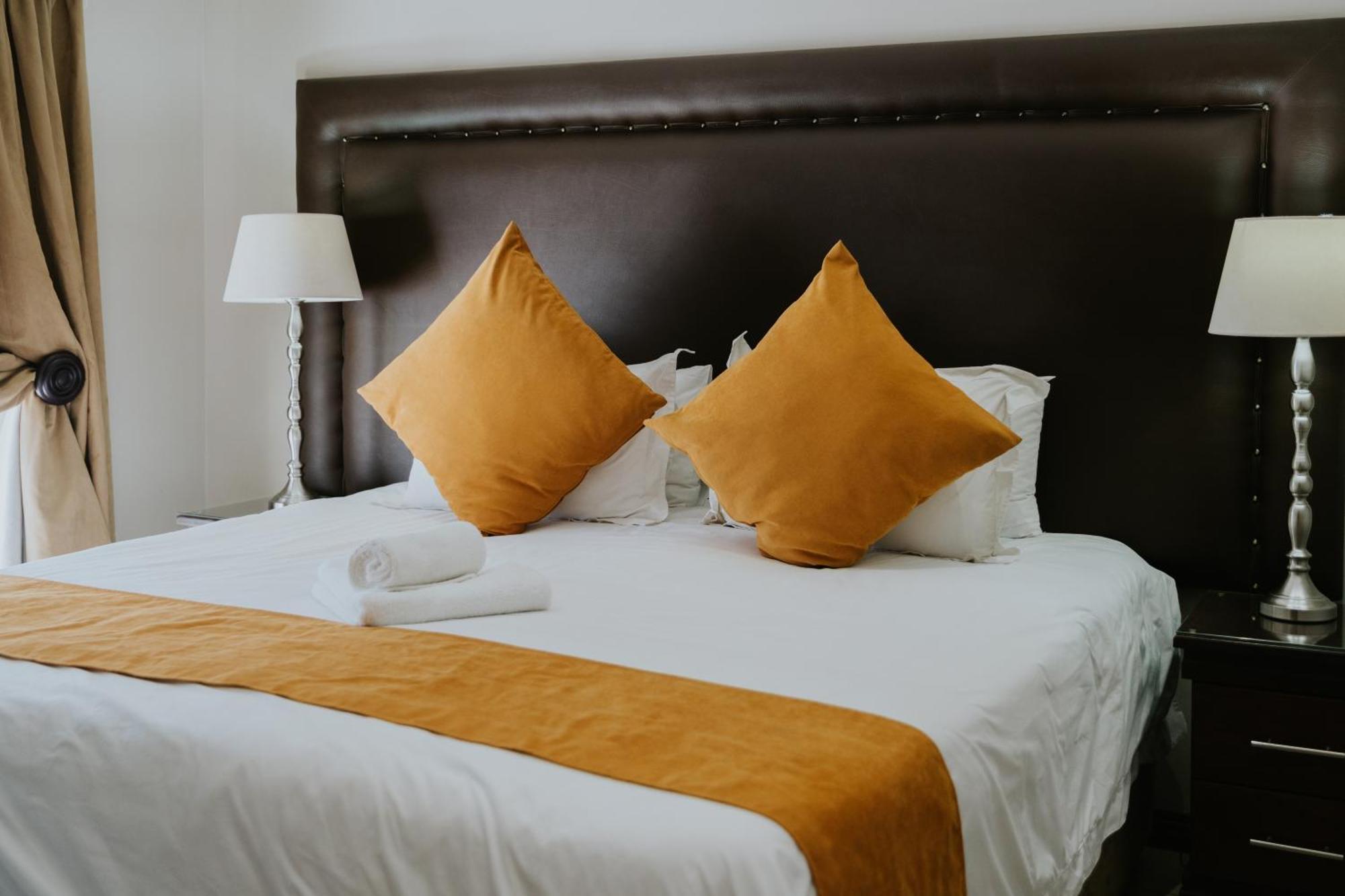 Le Grand Chateau Hotel Parys Buitenkant foto