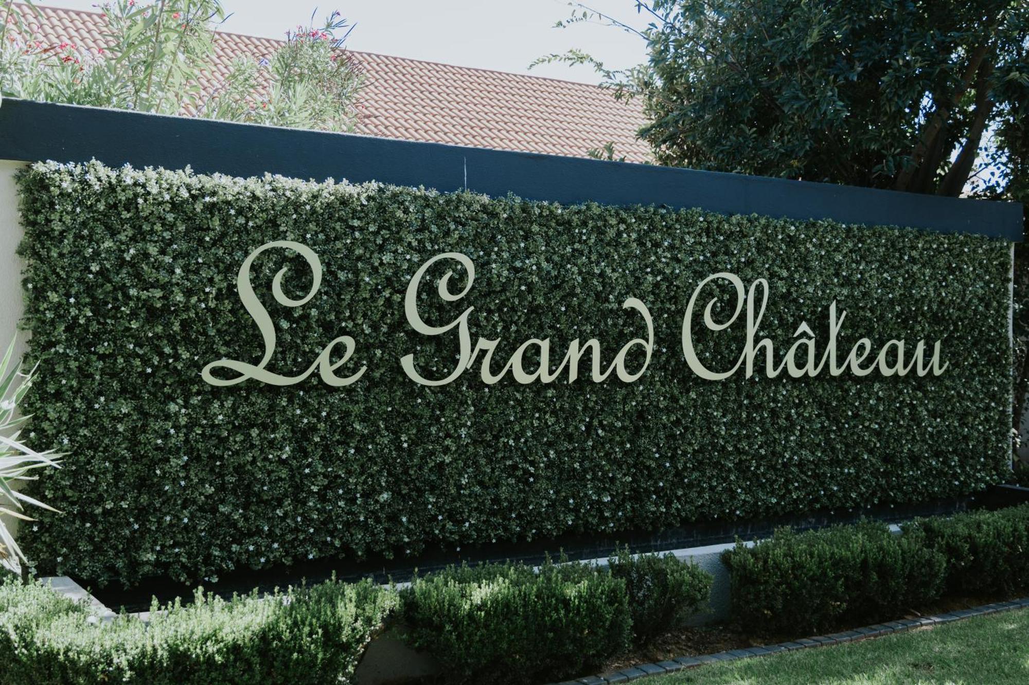 Le Grand Chateau Hotel Parys Buitenkant foto
